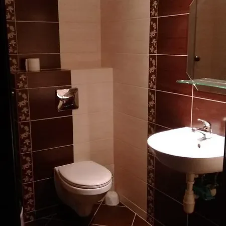 Dw Fantazja Bed & Breakfast 2*