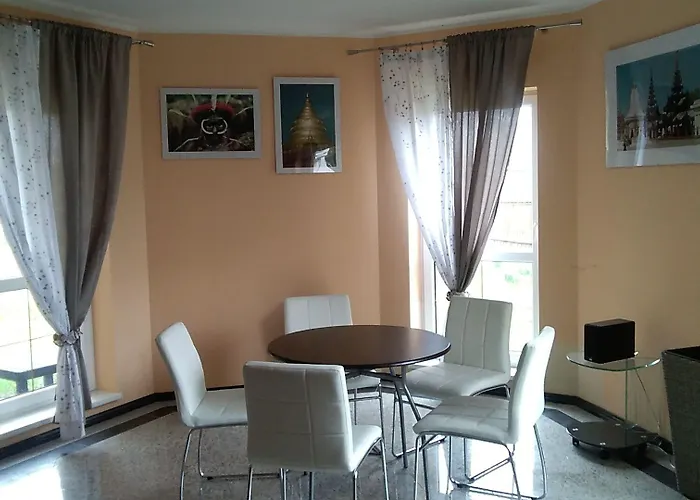 Bed and breakfast Dw Fantazja 3*